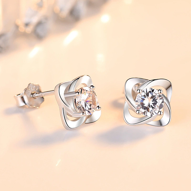 Female Creative S999 Pure Silver Four Leaf Clover Ear Stud