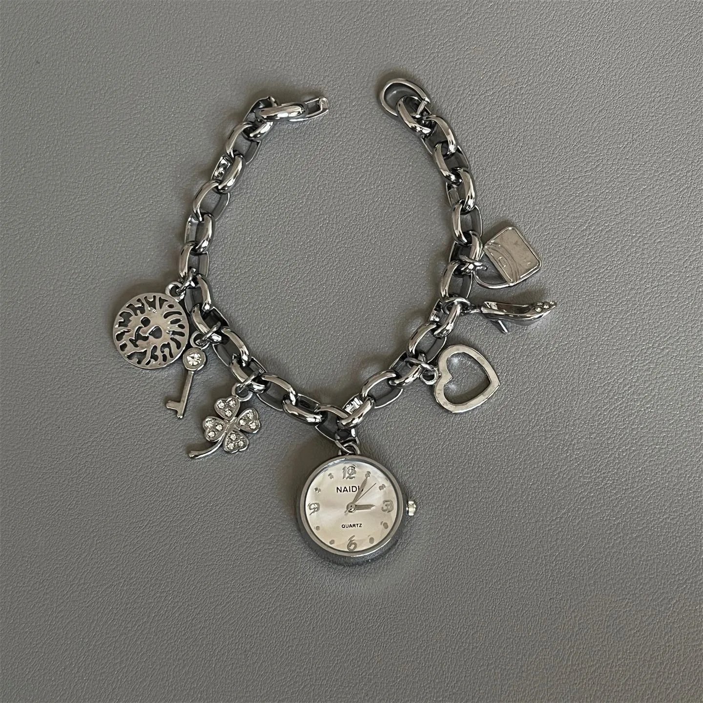 Fashion Korean Style Diamond Thin Love Watch Women's Simple