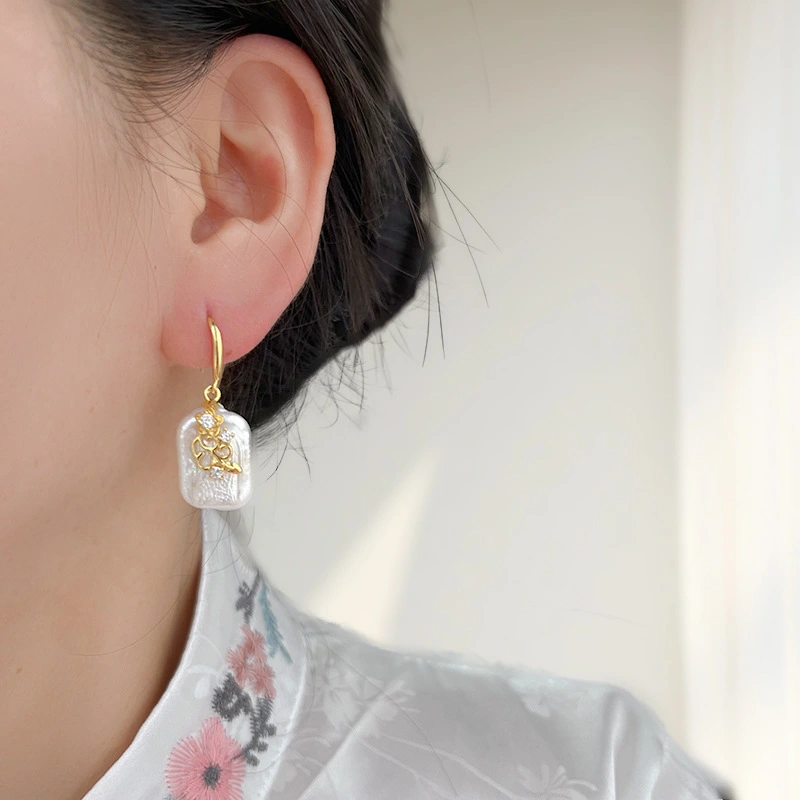 Copper Plated Real Gold Design Versatile Baroque Shaped Pearl Earrings