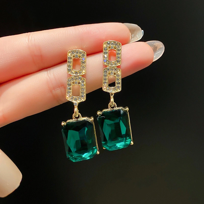 Simple All-match Light Luxury Temperament Personalized Style Earrings For Women