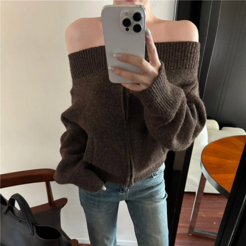 Women's Solid Color Retro Zipper Knitted Cardigan Off-shoulder Sweater