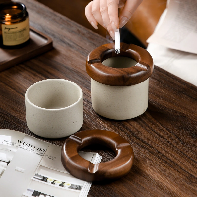 Retro Japanese Ceramic Household Earthenware Ashtray Acacia Wooden Lid