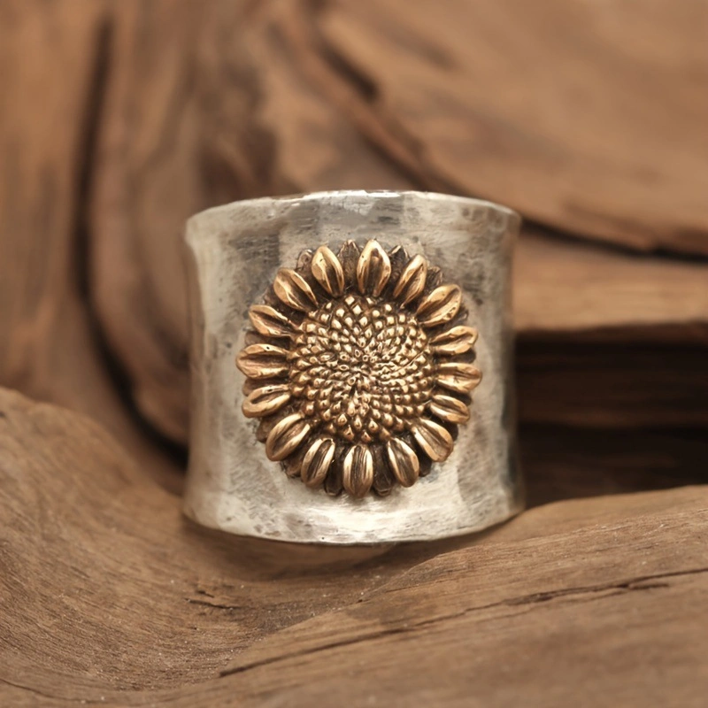 Vintage Engraving 18K Two-tone Sunflower Flower Women's Ring