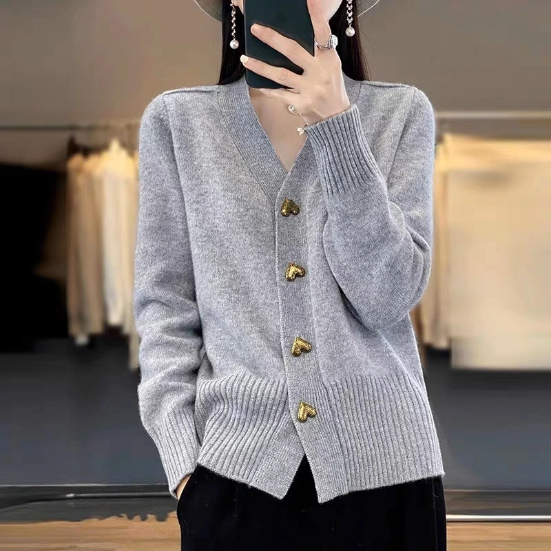 Knitwear Outer Wear Loose Casual Dinified Sweater