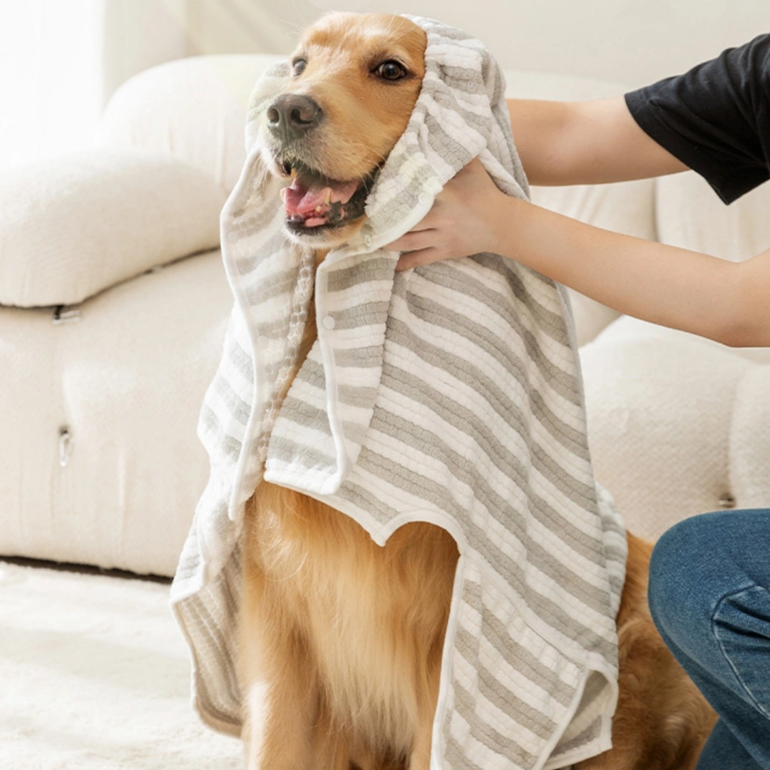 Extra Large Water Absorbing Quick Drying Dog Bathrobe