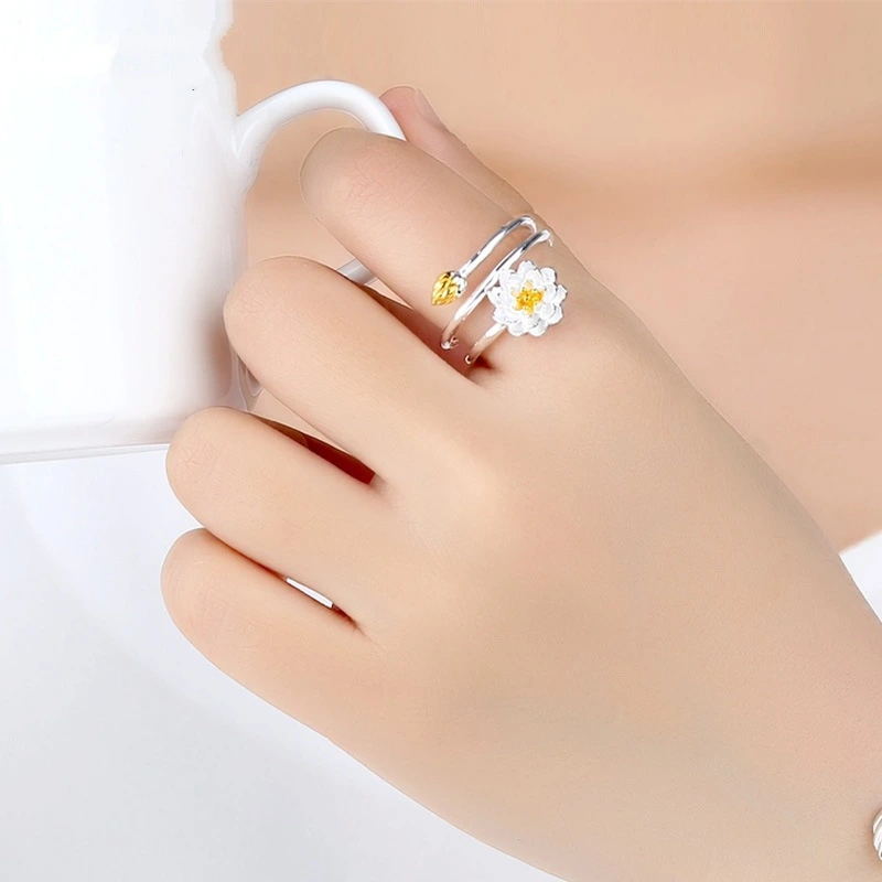 Fashion Personality Lotus Female Silver Ring