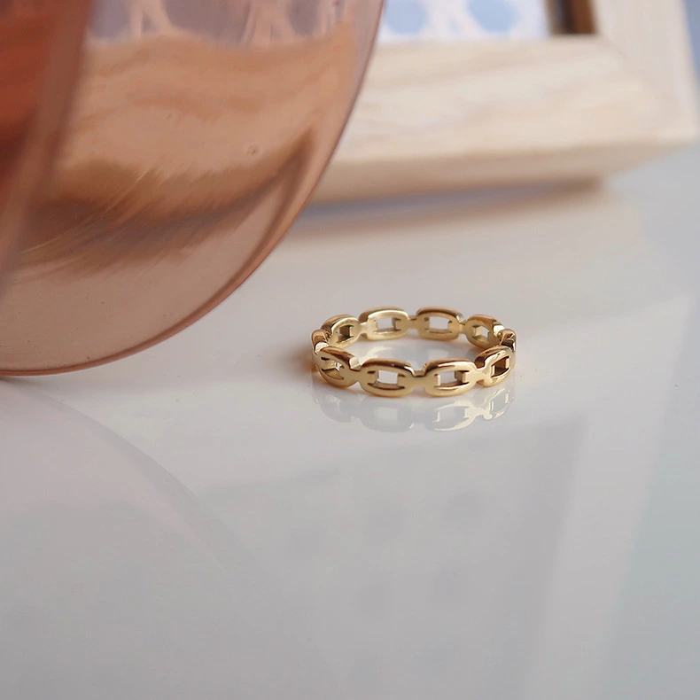 Women's Simple Elegant Titanium Steel Gold-plated Fashion All-match Twin Ring