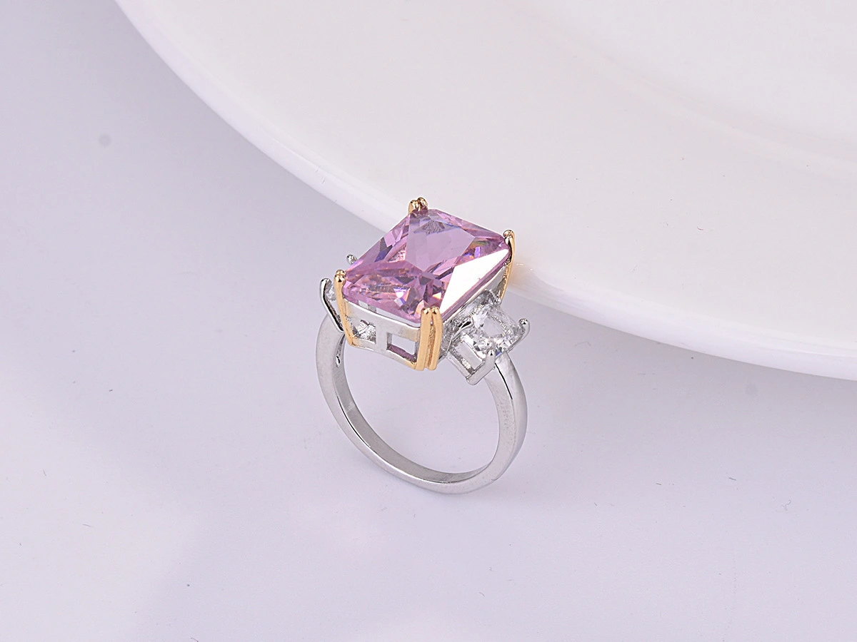 Two-Tone Square Princess Triangle Diamond Ring