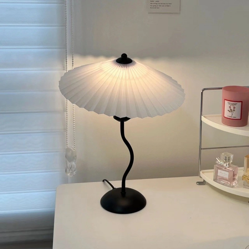 Vintage High-value Bedside Lamp