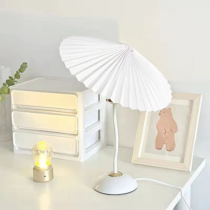 Vintage High-value Bedside Lamp