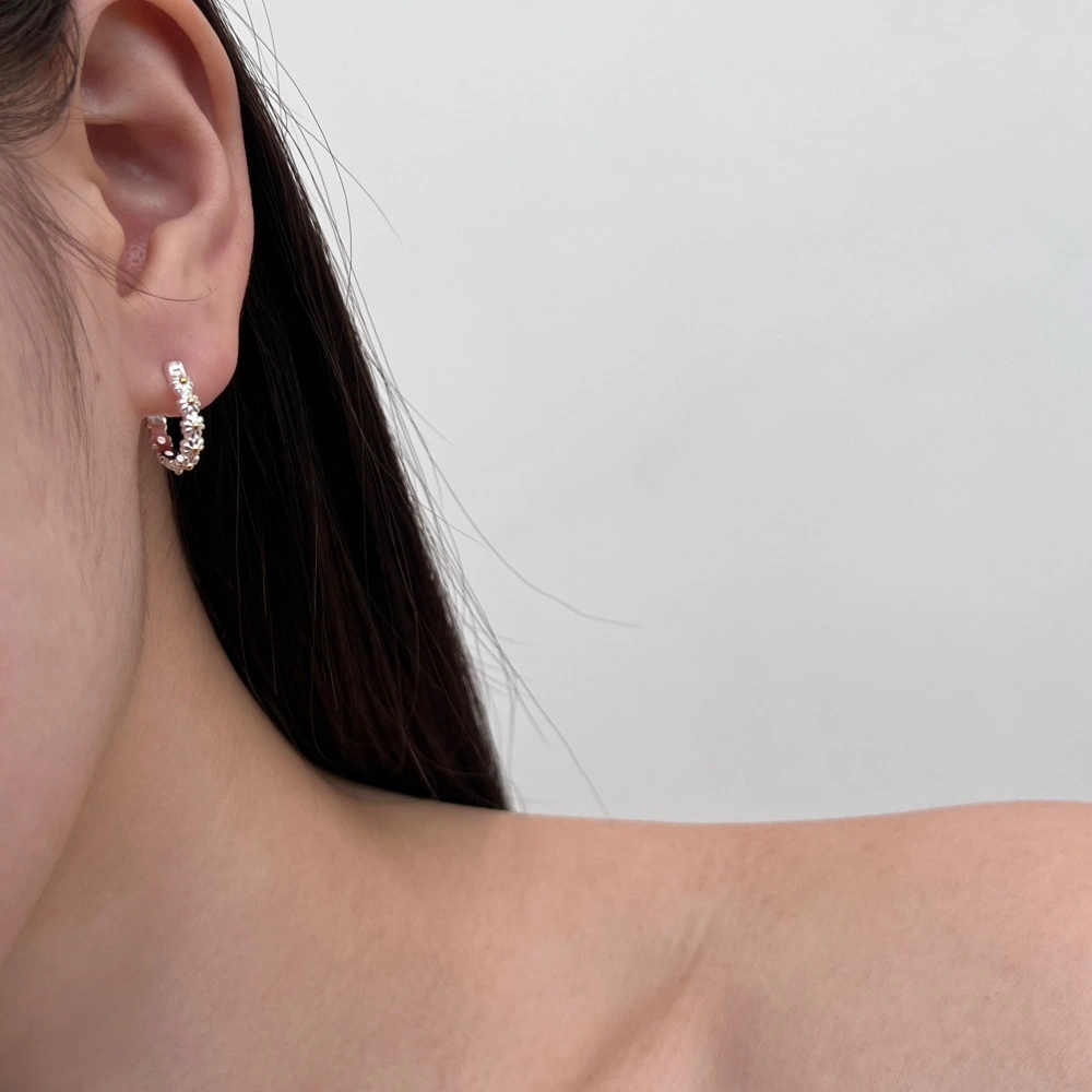 Fashion Exquisite Flower Earrings For Women
