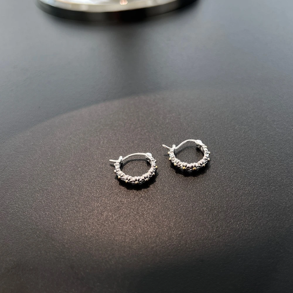 Fashion Exquisite Flower Earrings For Women