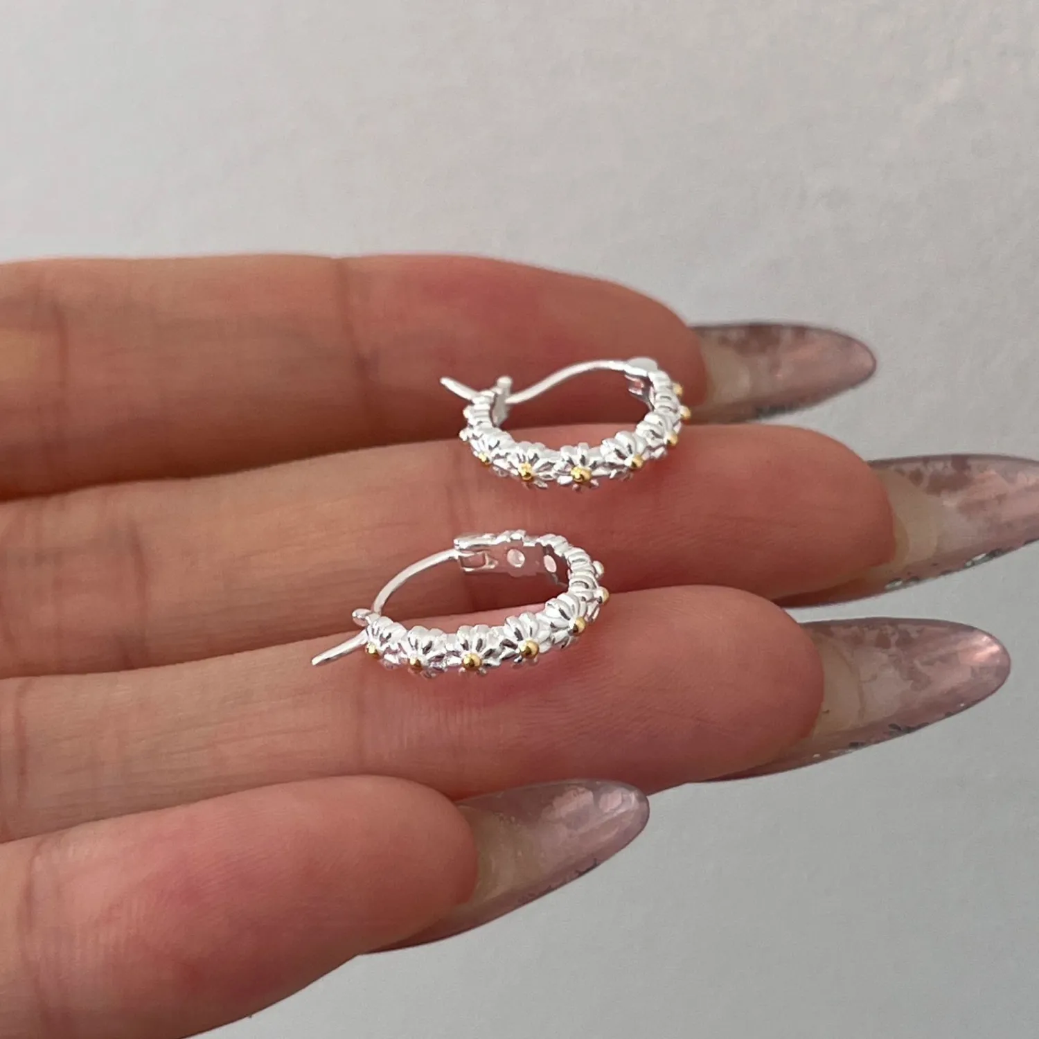 Fashion Exquisite Flower Earrings For Women