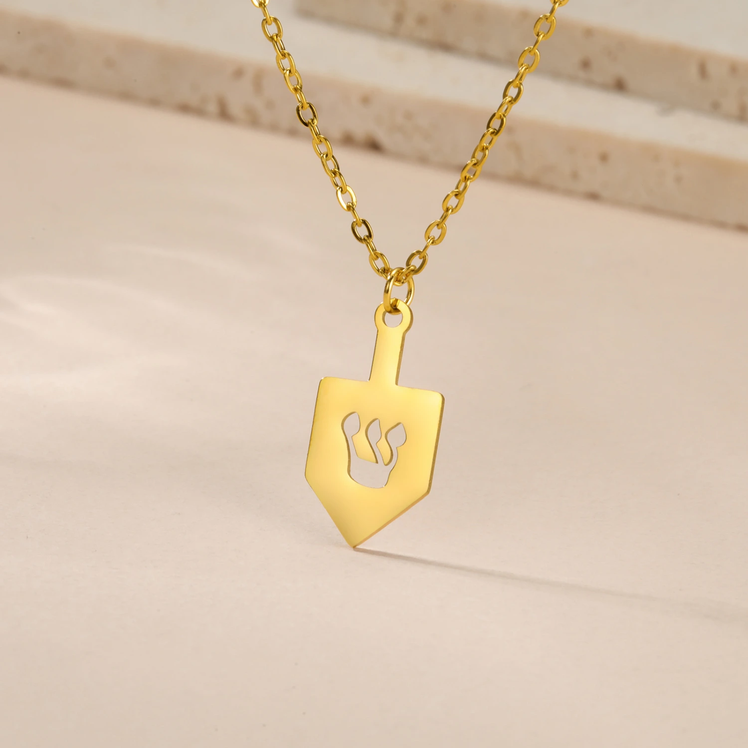 Fashion Simple Titanium Steel Cutting Character Stainless Steel Necklace