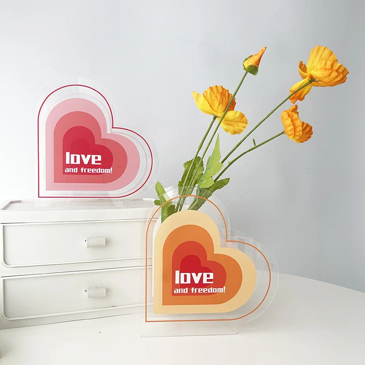 Acrylic Cute Heart Vase Pen Holder Table Decoration