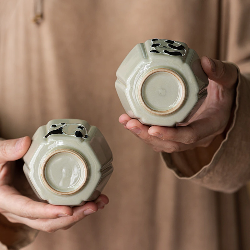 Grass And Wood Gray Hand Painted Panda Hexagonal Master Cup