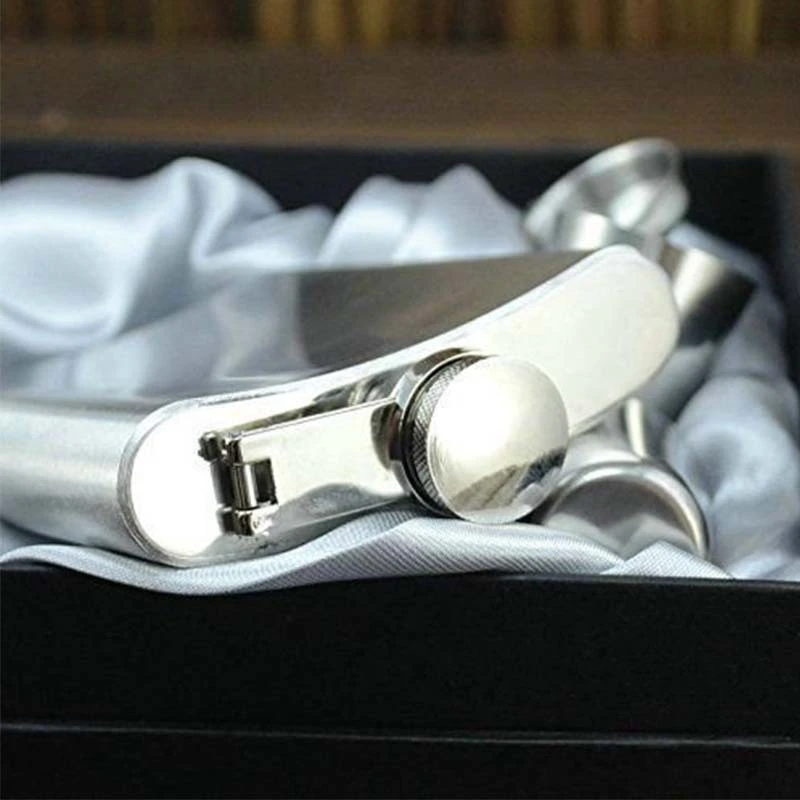 7 Oz Jack Stainless Steel Hip Flask Set