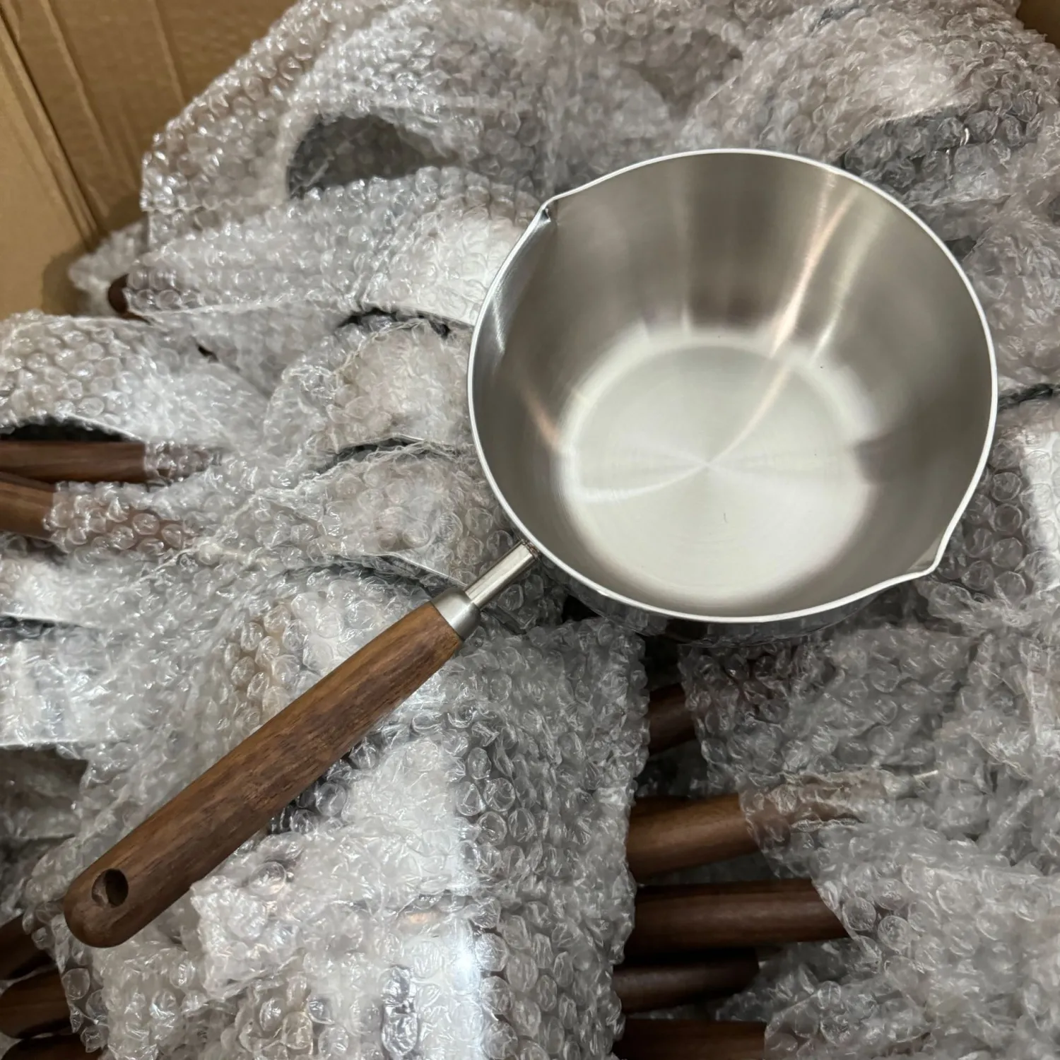 Aoxin Outdoor 316 Stainless Steel Walnut Oil Pouring Small Pot