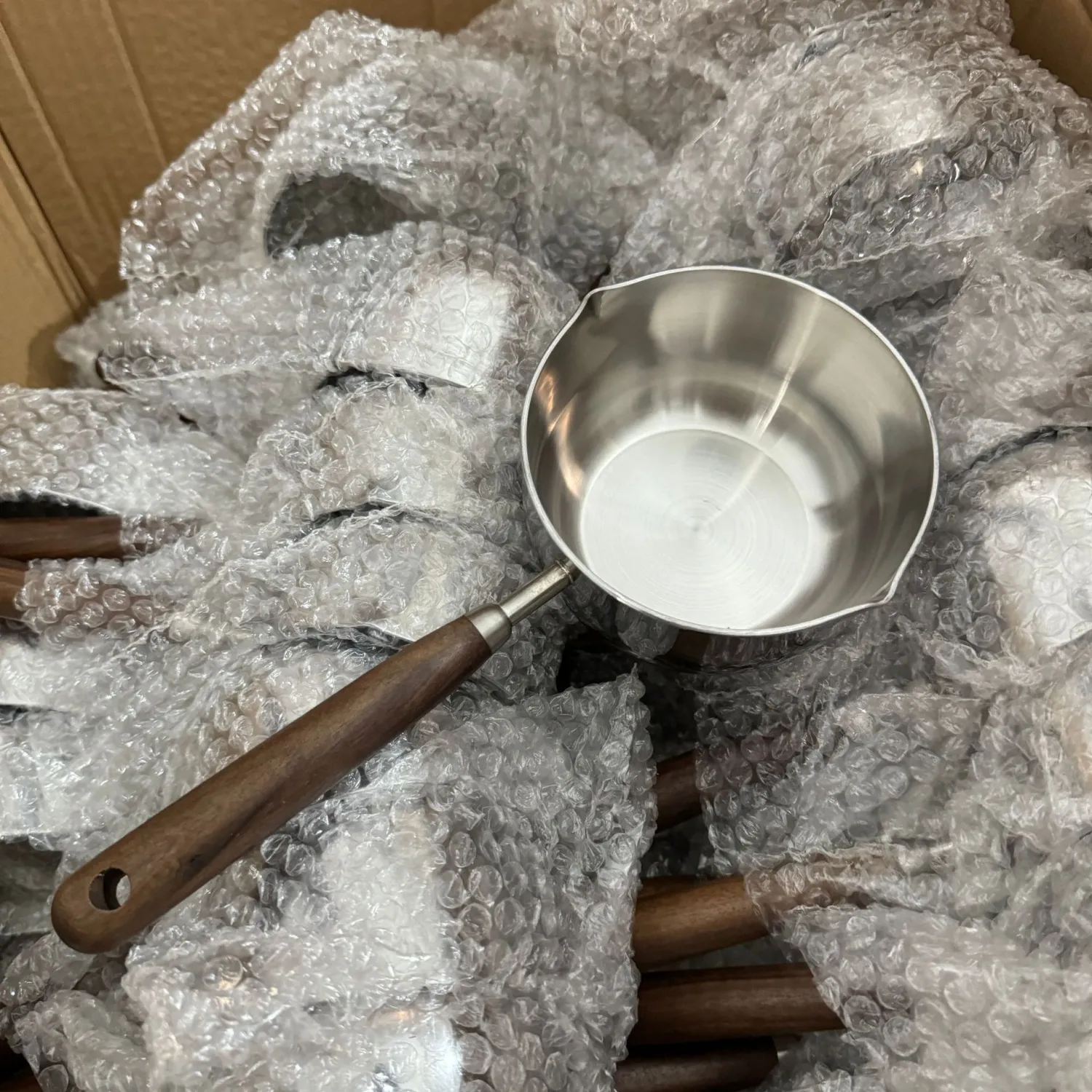 Aoxin Outdoor 316 Stainless Steel Walnut Oil Pouring Small Pot