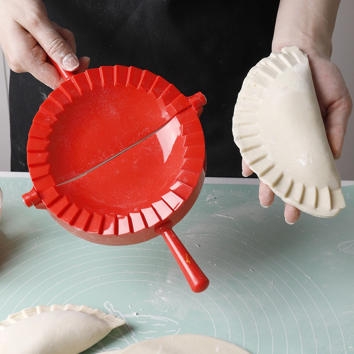 Kitchen Manual Bag Dumpling Mold Artifact