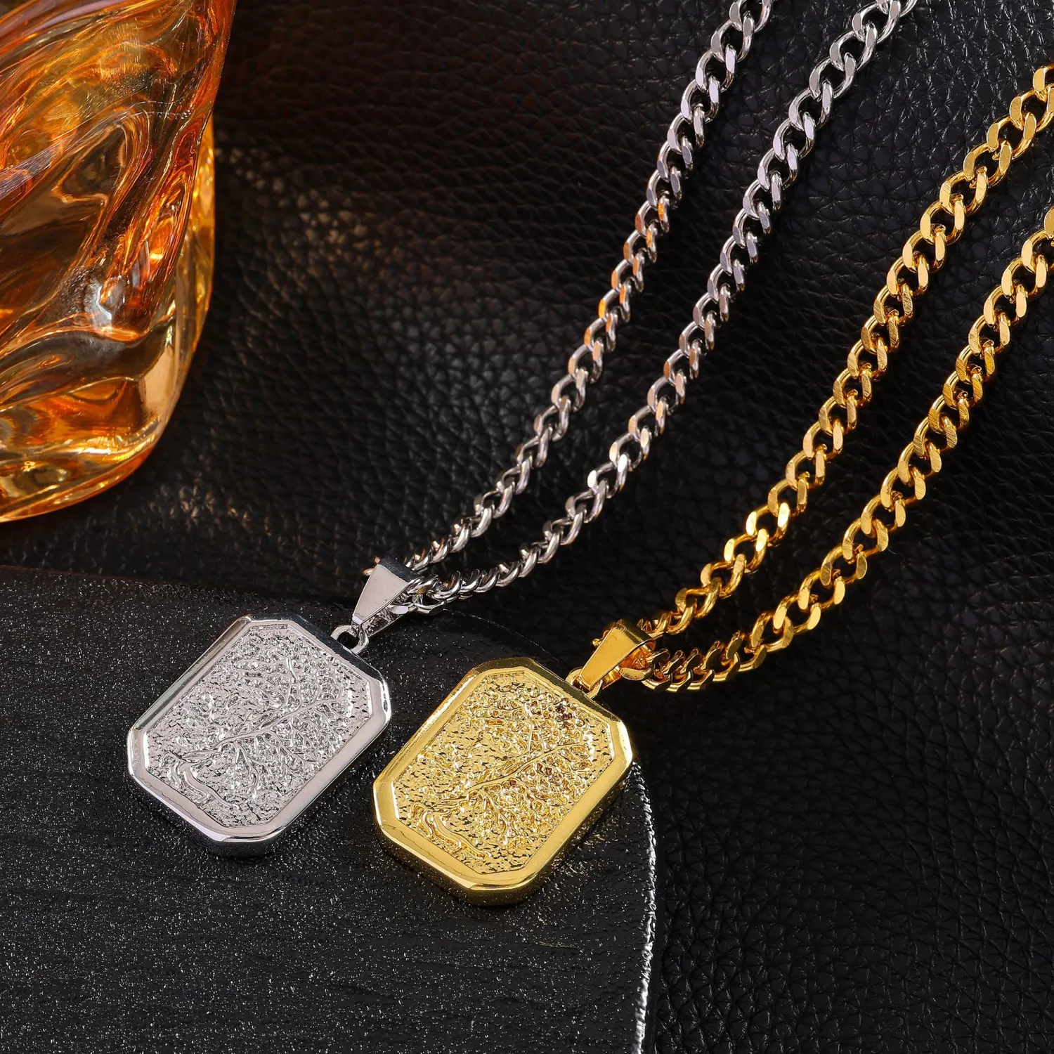 Artistic Retro Tree Of Life Relief Hip Hop Necklace