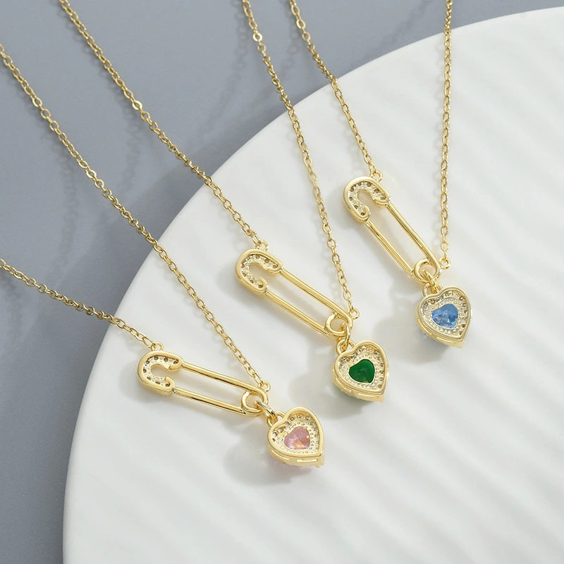 Real Gold Plating Inlaid Zircon Temperament Clavicle Chain