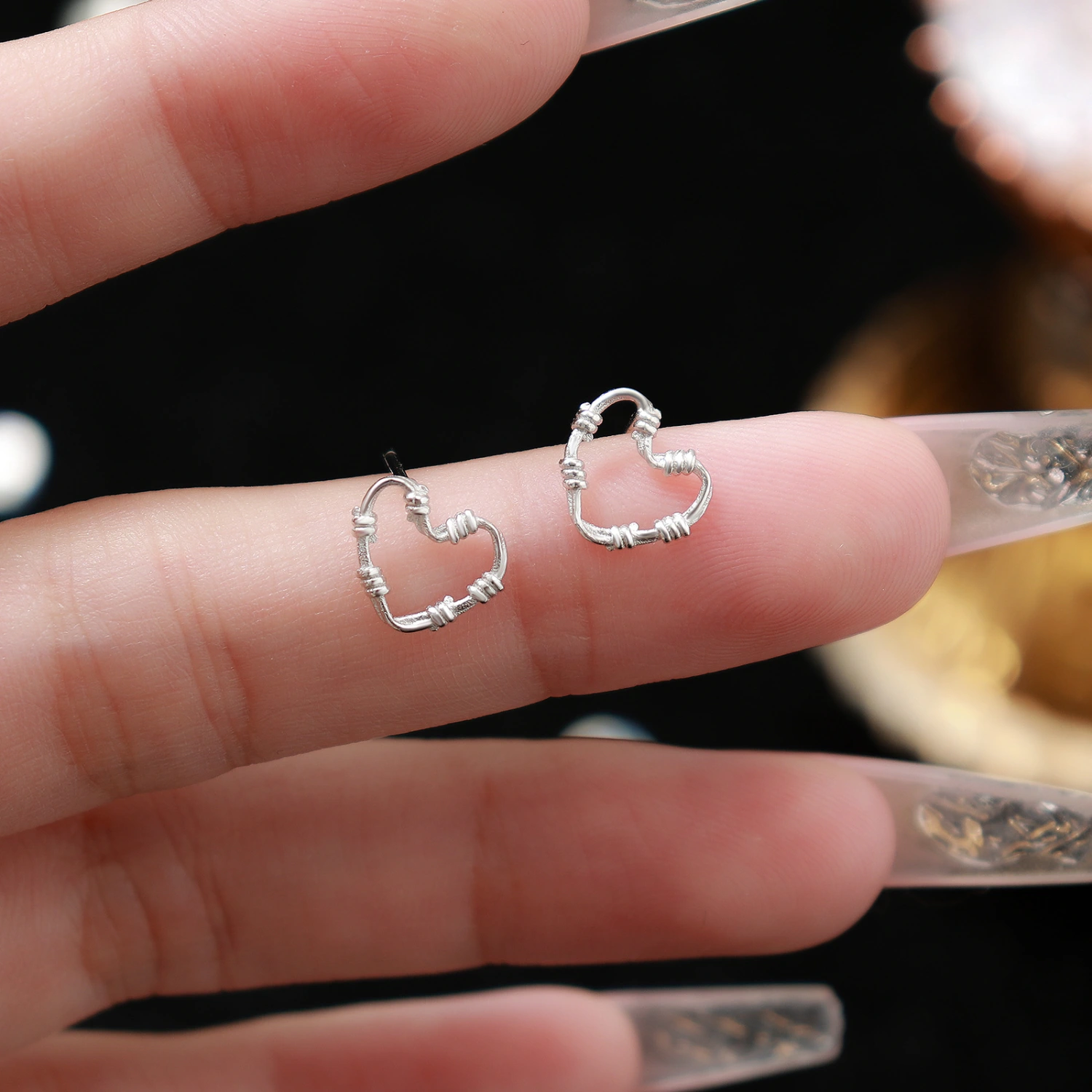 S999 Sterling Silver Commuter Hollow Heart Ear Studs Female Special-interest Design