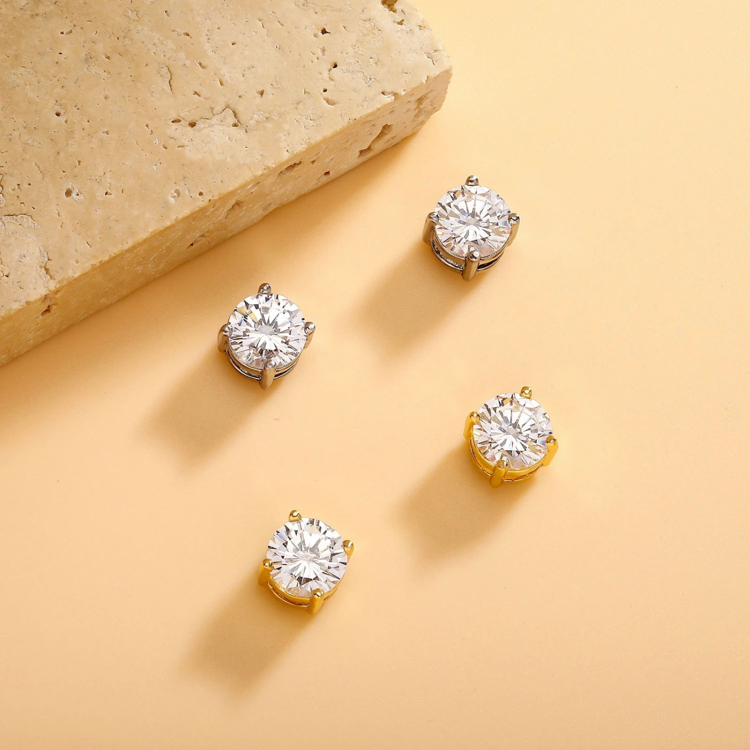 Gold-plated Micro-inlaid Round Zircon Ear Studs Earrings