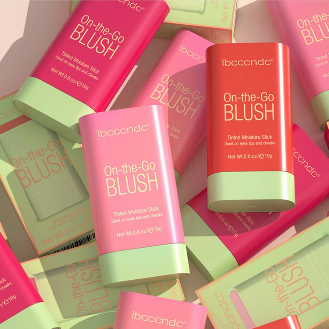 Makeup Apply Blusher Moisturizing