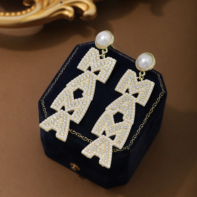MAMA Mother's Day Creative Letters Alloy Ornament