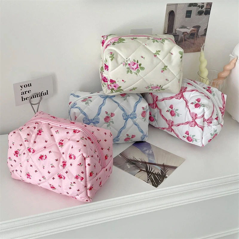 Large Capacity Travel Multifunctional Floral Makeup Bag