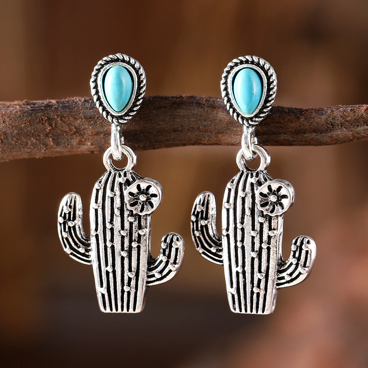Vintage Vintage Cactus Pendant Earrings Turquoise