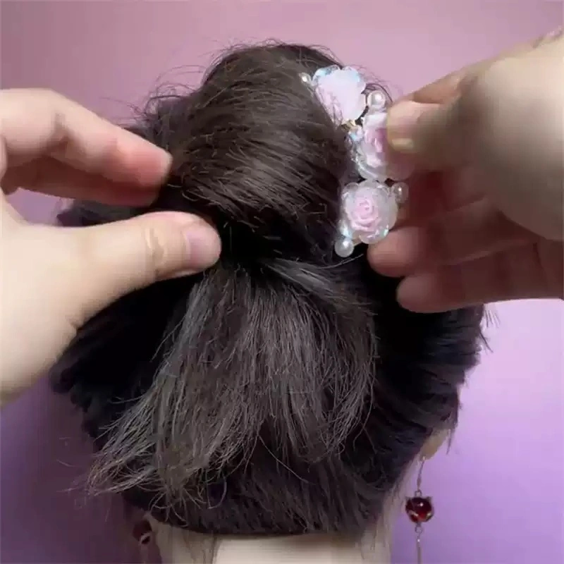 New High Sense Dignified Flowers Updo Gadget