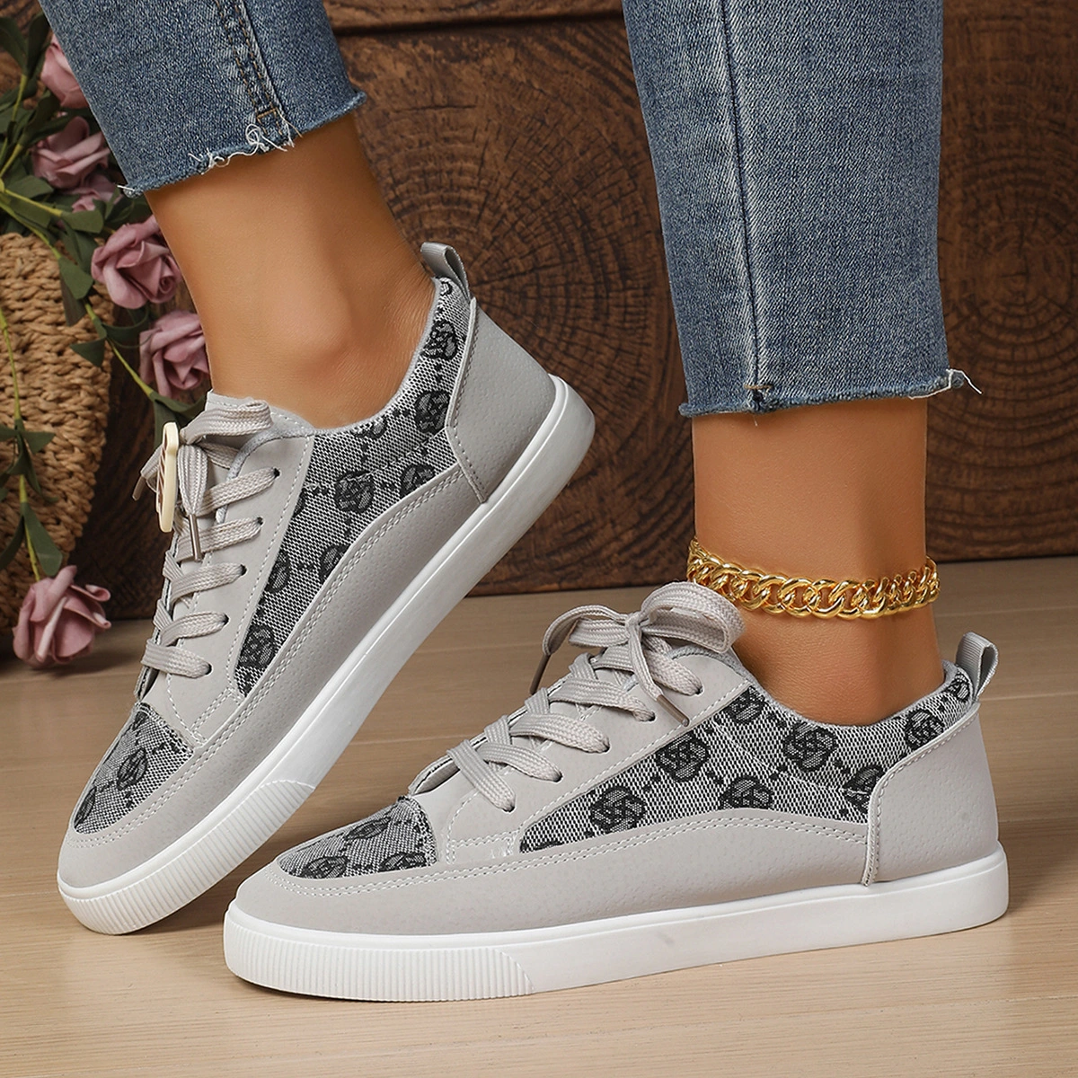Fashion Women's Breathable Casual Sneaker