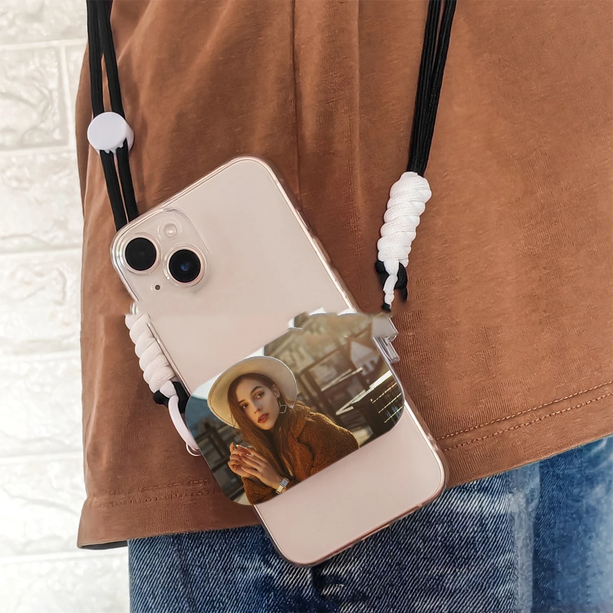 Universal Mirror Phone With Universal Clip