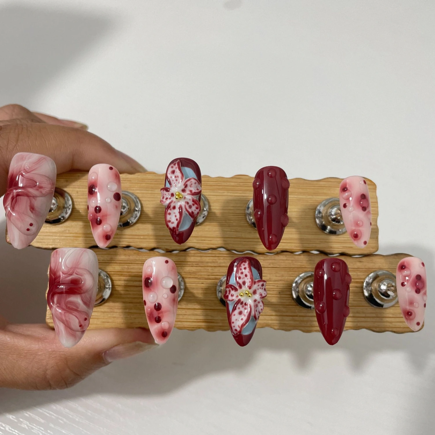 Blooming Hand-painted Three-dimensional Carved Mid-length Manicure Wear Nail