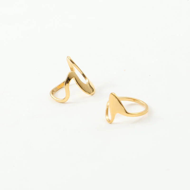 Curve Ring Titanium Steel Plated 18K Gold