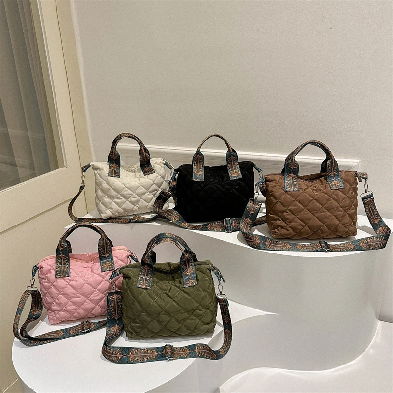 New Trendy Simple Shoulder Messenger Bag