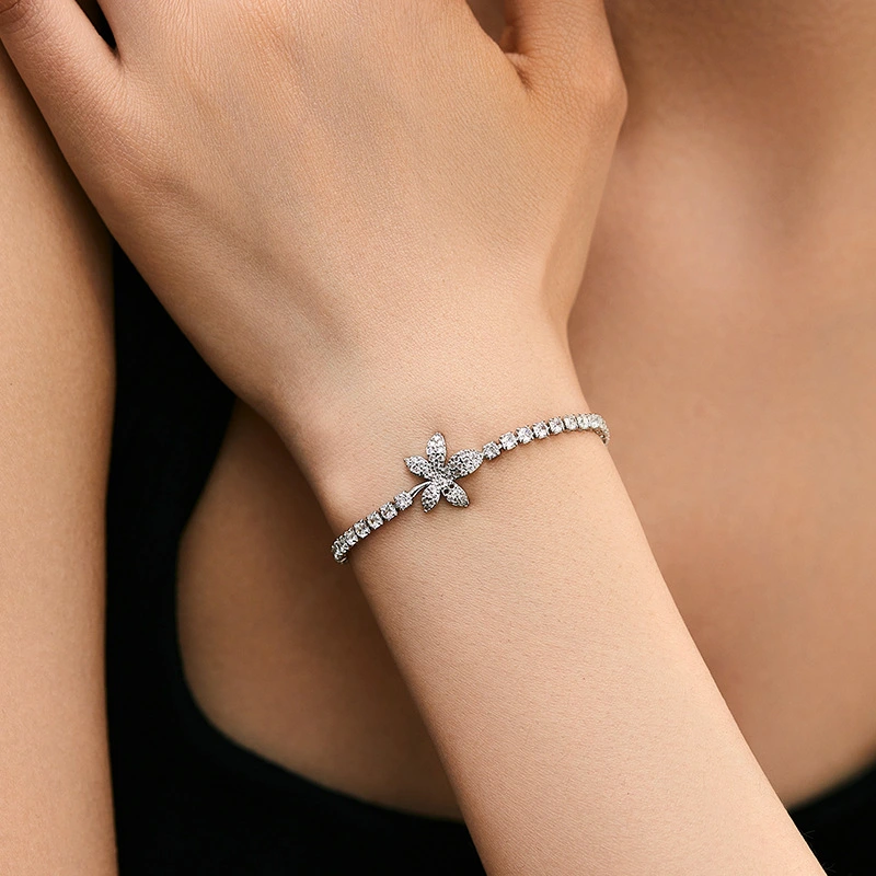 European And American Simple Style Women's Jewelry Exquisite White K Color