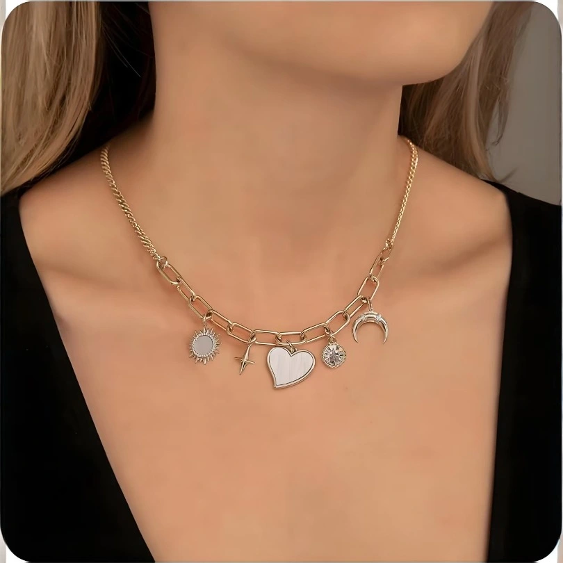 Moon Inlaid Heart-shaped Zircon XINGX Pendant Simple All-match Clavicle Necklace