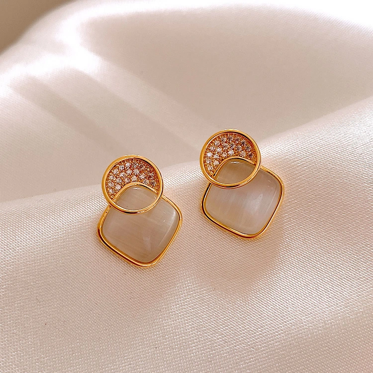 Sterling Silver Needle Fashion Geometry Pattern Pattern Stud Earrings