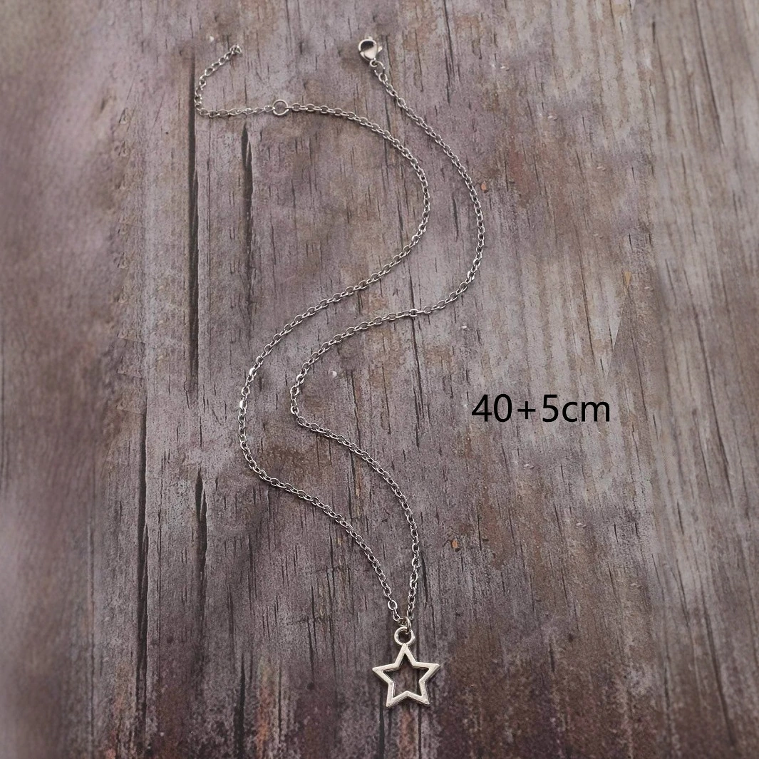 Hollow Stars Clavicle Chain Fashion Cold