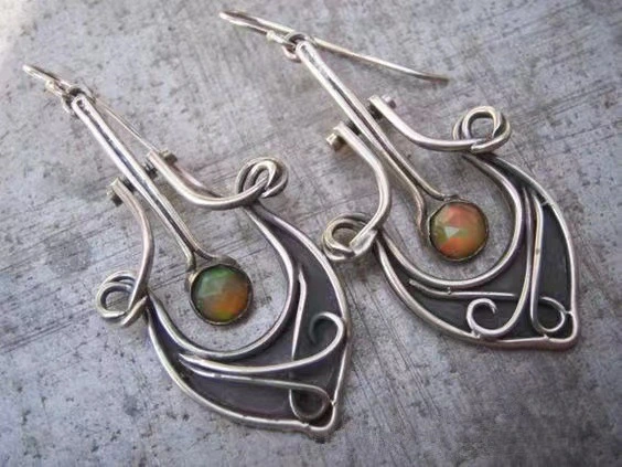 European And American Style Geometric Hollow-out Pendant Earrings