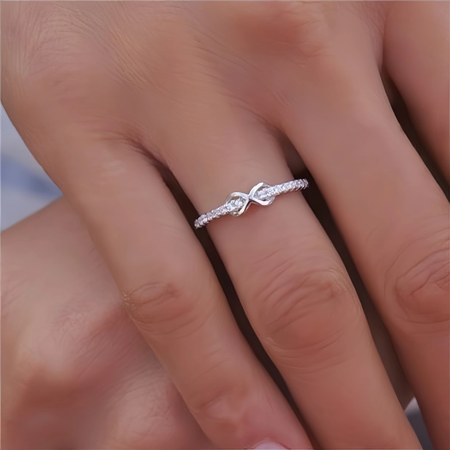 S925 Stamped Women's Ring Lucky 8 With Zirconia