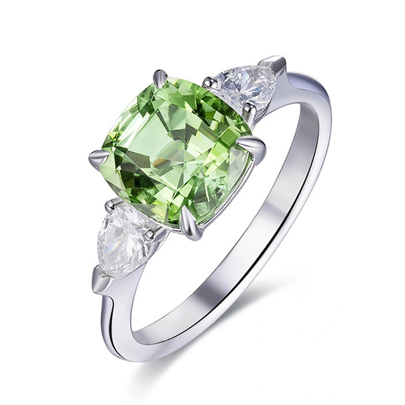 Fashionable And Unique New Square Inlaid Ring