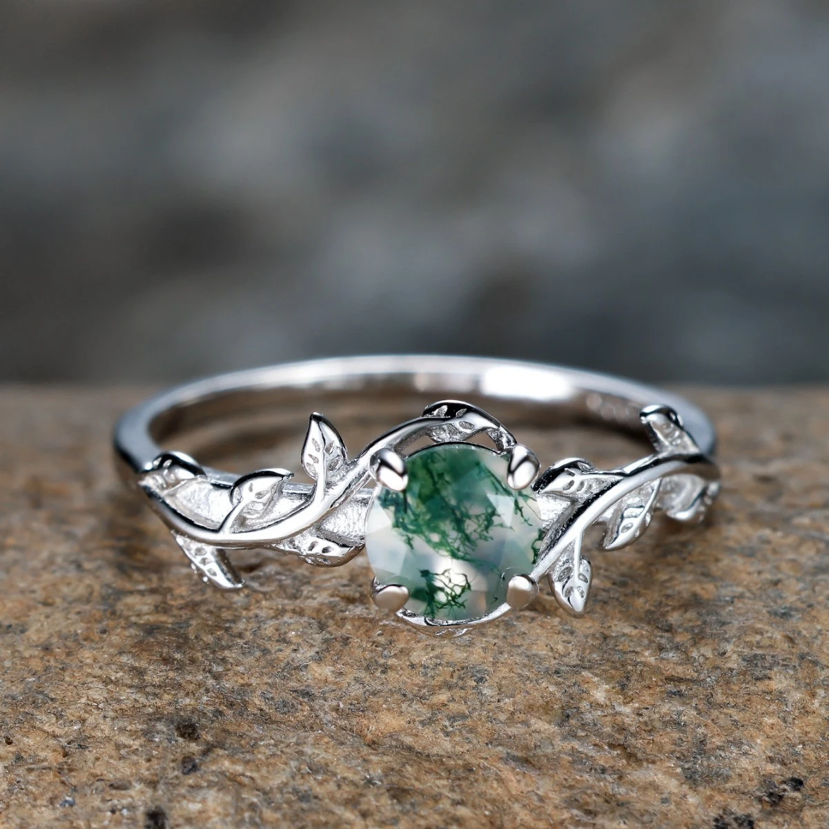 Simple And Fashionable Moss Agate And Aquamarine Ring