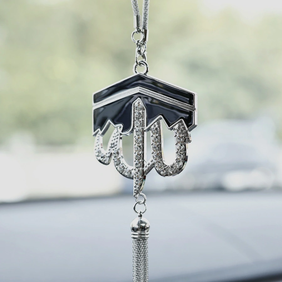 Suspended Zinc Alloy Car Pendant With Diamond Decoration
