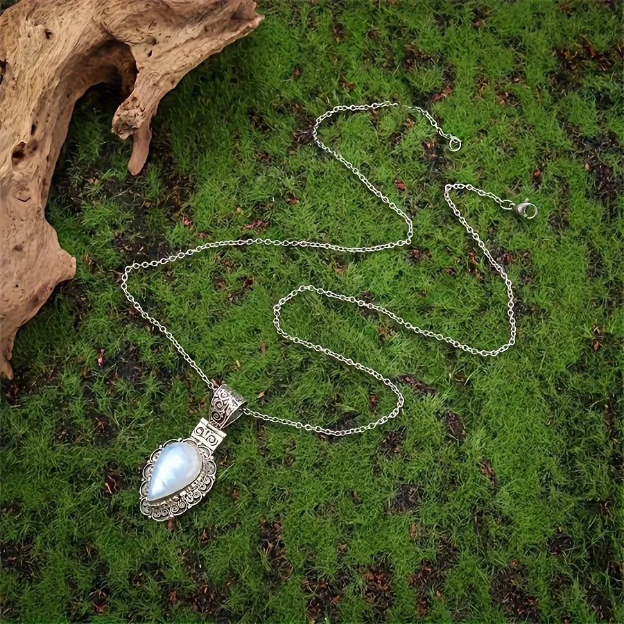 Vintage Moonstone Drop Necklace For Women
