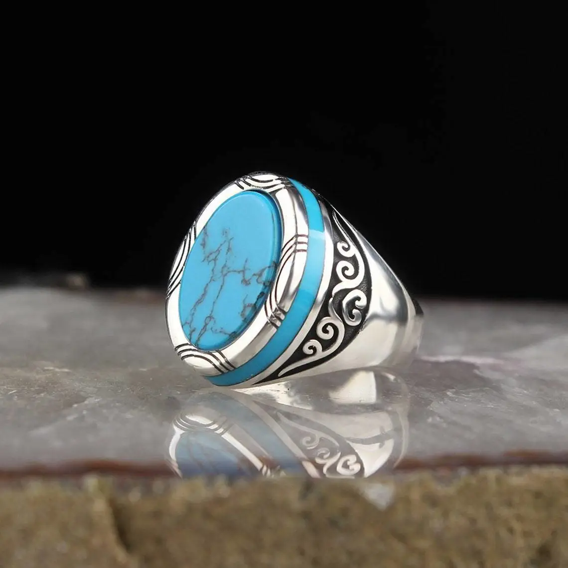 A Unique Retro Punk Gemstone Turquoise Men's Ring