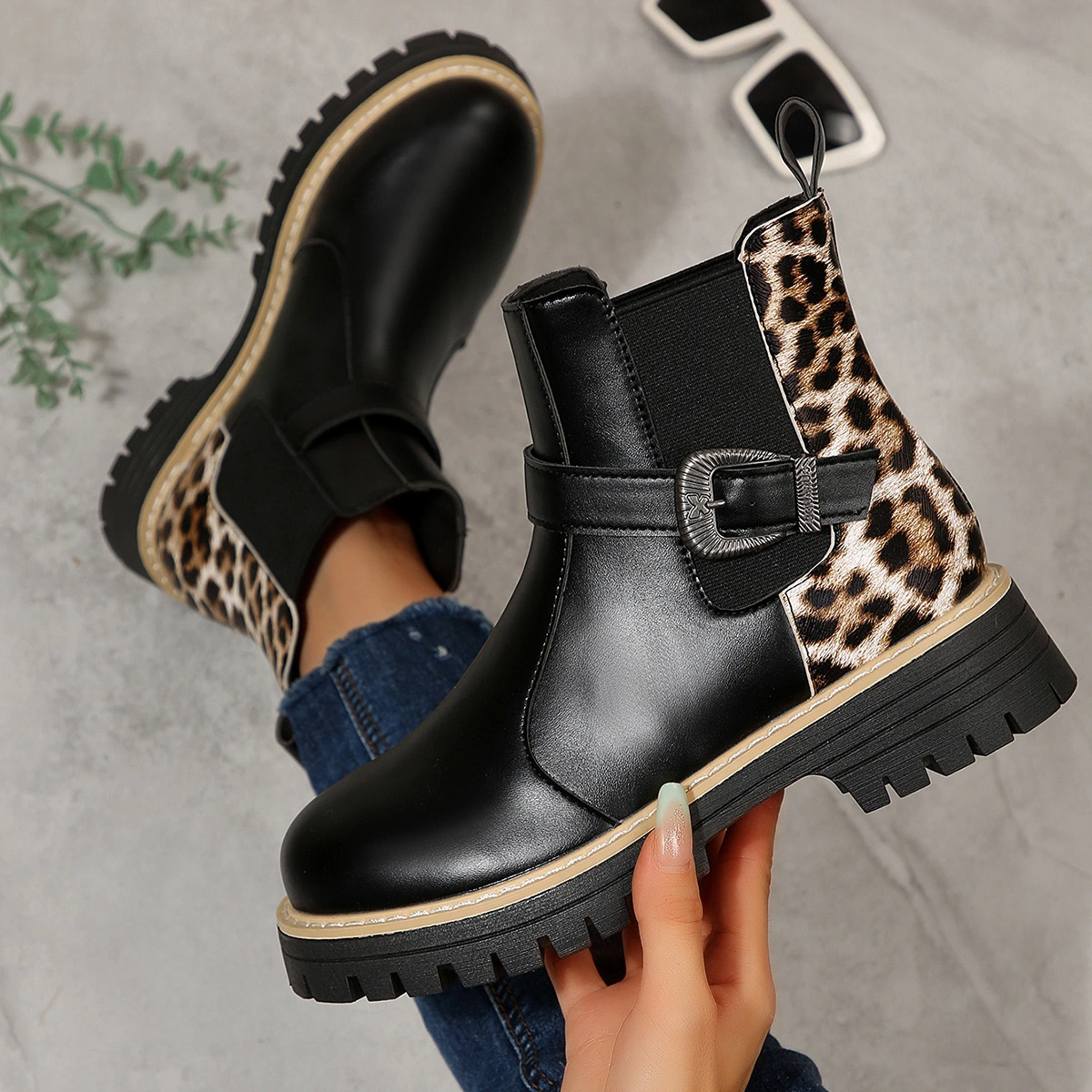 Plus-size Fashion Leopard Print Metal Buckle Mid-heel Ankle Casual Boots